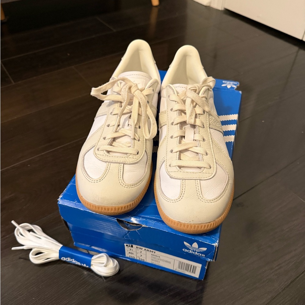 Adidas BW Army German Army Trainers in off-white